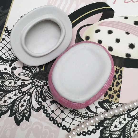 handcraft trinkets/ jewelry box - Picture 4 of 4